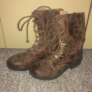 Roxy brown combat boots